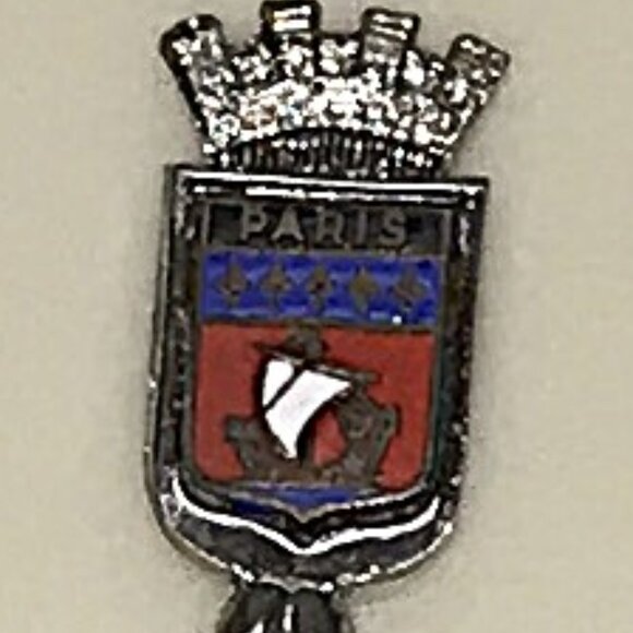 Vintage Paris Souvenir Spoon – Ornate Shield & Crown Emblem - Picture 3 of 6